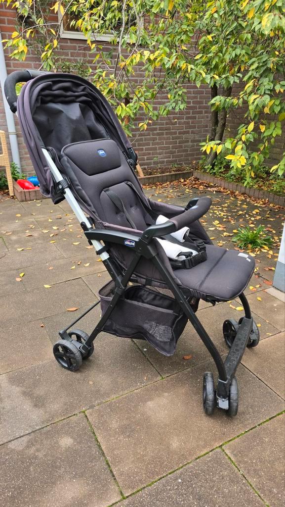 Chicco kinderwagen - Zo goed als nieuw!, Kinderen en Baby's, Buggy's, Zo goed als nieuw, Koelstra, Verstelbare rugleuning, Zonnekap