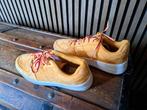 Dames schoenen voor carnaval oeteldonk, Geel, Ophalen of Verzenden, Sneakers of Gympen, Zo goed als nieuw