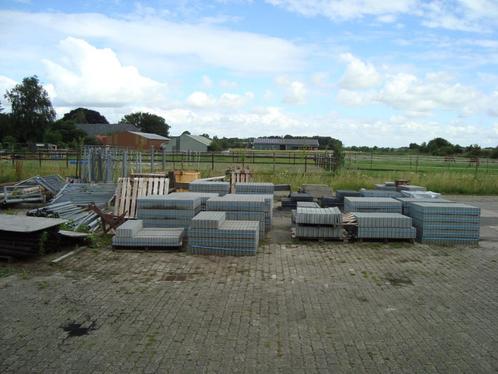 Opsluitbanden en lineablokken, Tuin en Terras, Bielzen en Borders, Nieuw, Beton, Minder dan 25 cm, 100 tot 200 cm, Ophalen