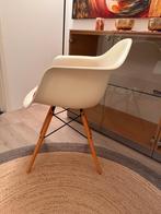 Vitra Eames DAW design stoel, Huis en Inrichting, Ophalen, Overige materialen, Gebruikt, Twee