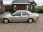 W201 190 2.5 16V uniek, 2500 cc, 1374 kg, Achterwielaandrijving, 4 cilinders