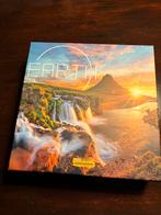 Bordspel Earth, Hobby en Vrije tijd, Gezelschapsspellen | Bordspellen, Ophalen of Verzenden, Zo goed als nieuw, Geronimo Games