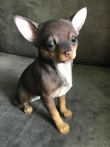 Beeldje Chihuahua Hondje / Polystone. beschikbaar voor biedingen