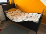 Peuterbed zwart 150 x 70, Kinderen en Baby's, Kinderkamer | Bedden, Ophalen, 70 tot 85 cm, 140 tot 160 cm, Zo goed als nieuw