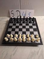 Schaakset kunststof, in opbergkistje 25x13 cm, Ophalen of Verzenden