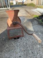 Oude ijzeren gehaktmolen voor een leuk plekje in de tuin, Gebruikt, Minder dan 30 cm, Minder dan 60 cm, Ophalen of Verzenden