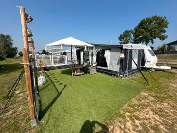 Hobby 560 Exclusive tour caravan beschikbaar voor biedingen