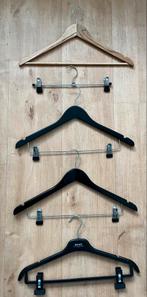 5 x broekhangers kleerhangers kledinghangers metaal / hout, Kleding | Dames, Kledinghangers, Ophalen of Verzenden, Zo goed als nieuw