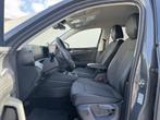 Volkswagen TIGUAN 1.5 eHybrid Led Camera ACC Carplay Sfeerve, Stof, 4 cilinders, 150 pk, 250 km/l