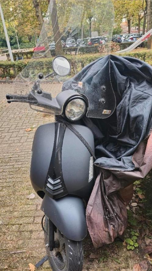 Senzo scooter, Fietsen en Brommers, Snorfietsen en Snorscooters, Gebruikt, Overige merken, Ophalen