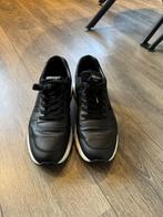 Prada Leren Schoenen - Maat 45, Ophalen of Verzenden, Zo goed als nieuw, Zwart, Sneakers of Gympen