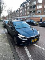 BMW 2-Serie Active Tourer 1.5 218I AUT 2015 Zwart, Auto's, BMW, 65 €/maand, 136 pk, Alcantara, Zwart