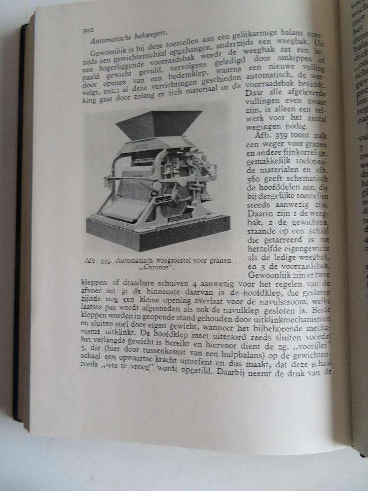 Boek: Transport Krachtwerktuigen uit 1947 Techniek, Boeken, Techniek, Gelezen, Autotechniek, Ophalen of Verzenden