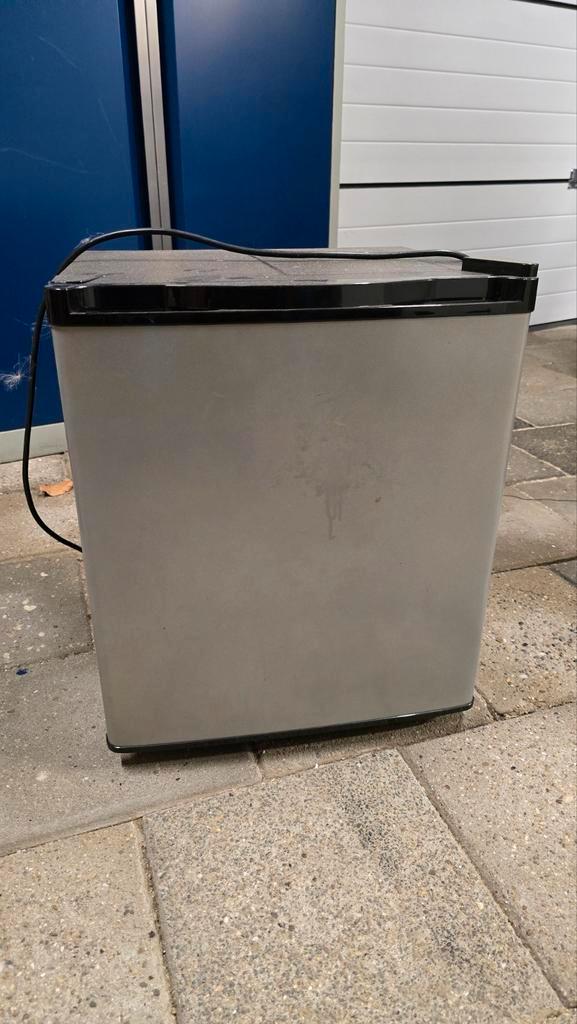 Gebruikte Campingkoelkast - Compact en Handig!, Witgoed en Apparatuur, Koelkasten en IJskasten, Gebruikt, Zonder vriesvak, Minder dan 75 liter