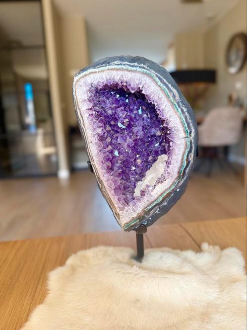 Amethist met Calciet, Verzamelen, Mineralen en Fossielen, Mineraal, Ophalen of Verzenden