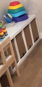 Kallax kast met 4 vakken en mandjes, Ophalen, Zo goed als nieuw, Kast