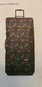 Eastpack Tranverz L scribble black, Ophalen, Uitschuifbare handgreep, 30 cm of meer, Zwart