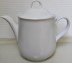 Witte porseleinen koffiepot / theepot Wunsiedel Bavaria, Antiek en Kunst, Antiek | Servies los, Ophalen of Verzenden