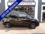 Renault Kangoo Family 1.6-16V Automaat Expression GOED ONDER, Gebruikt, 4 cilinders, Met garantie (alle), Zwart