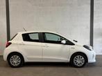 Toyota Yaris 1.5 Hybrid Aut|Clima|Bluetooth|Dealer Onderhoud, Gebruikt, Zwart, 4 cilinders, Wit