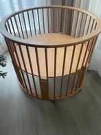 TE KOOP EEN MOOIE HOUT KLEURIGE BOPITA BOX, Ophalen, Zo goed als nieuw, Rond, In hoogte verstelbaar