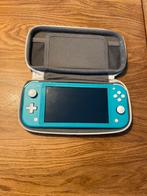 Nintendo switch lite blauw + originele oplader en hoes, Spelcomputers en Games, Spelcomputers | Nintendo Switch Lite, Ophalen of Verzenden