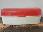 Retro kunststof rood witte broodtrommel, Huis en Inrichting, Ophalen of Verzenden, Zo goed als nieuw