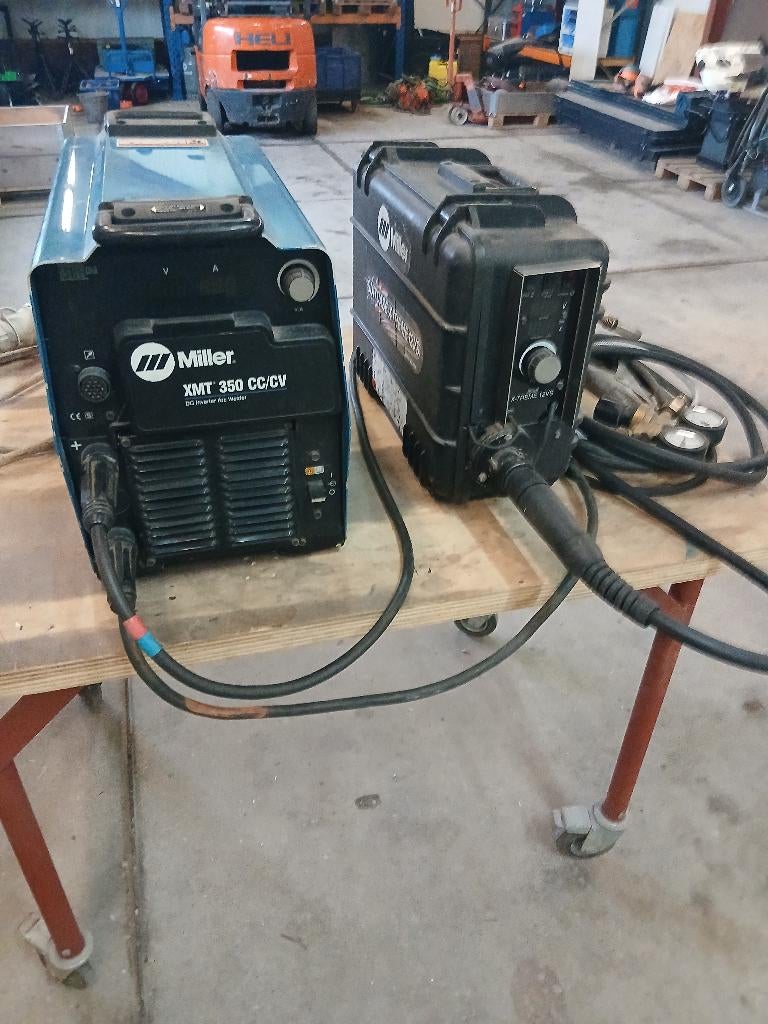 Miller Xmt 350 met draadkoffer, Doe-het-zelf en Verbouw, Gereedschap | Lasapparaten, Ophalen, Gebruikt, 250 ampère of meer, Co2