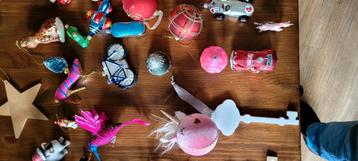 Mooie spulletjes voor in Kerstboom. beschikbaar voor biedingen