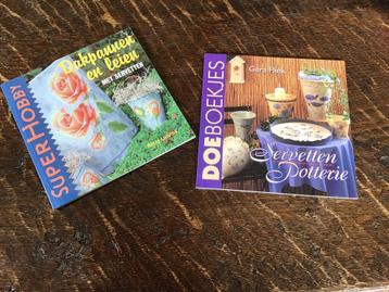 Knutselboekjes, servet techniek, 2 stuks beschikbaar voor biedingen