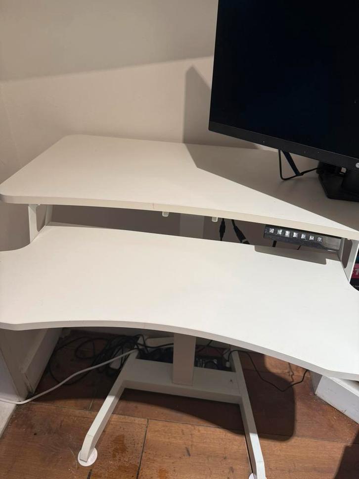 White automatic standing desk, Huis en Inrichting, Bureaus, Ophalen of Verzenden