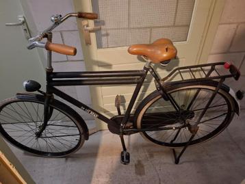 Zwarte heren fiets beschikbaar voor biedingen