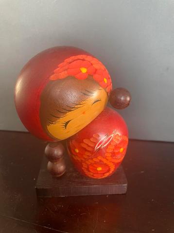 Countryside girl, sosaku kokeshi door Chie Tamura beschikbaar voor biedingen