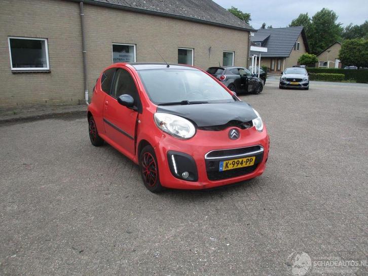 Citroën C1 1.0 Exclusive Airco (bj 2013), Auto diversen, Schadeauto's, Citroën, Handgeschakeld, Benzine, Hatchback, Rood