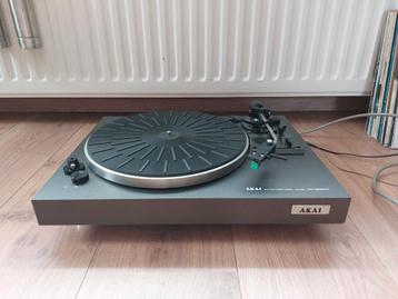 Akai AP B20A halfautomatische platenspeler  beschikbaar voor biedingen