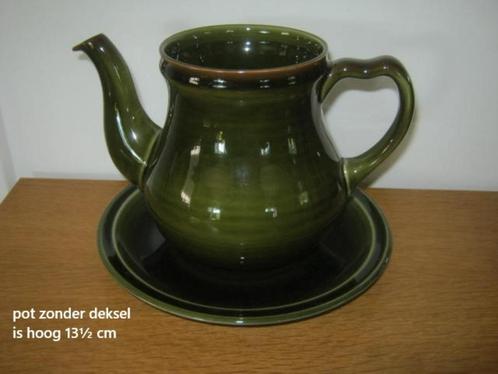 koffie- theepot, schenkkan, vaas + bord, Goedewaagen, groen, Huis en Inrichting, Keuken | Servies, Zo goed als nieuw, Bord(en)