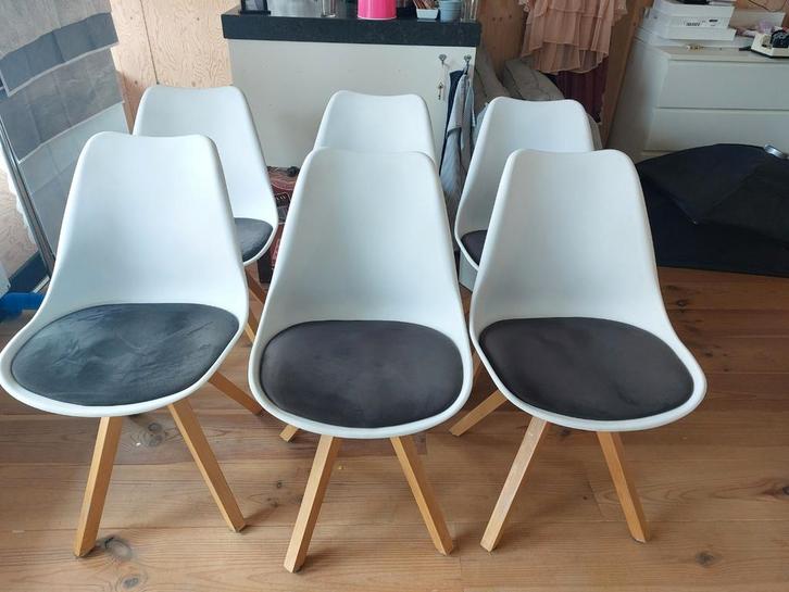 Kuipstoelen 6 stuks Wit-Grijs, Huis en Inrichting, Stoelen, Gebruikt, Vijf, Zes of meer stoelen, Hout, Kunststof, Stof, Wit, Ophalen