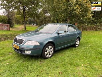 Skoda Octavia 1.6 Ambiente AUTOMAAT beschikbaar voor biedingen