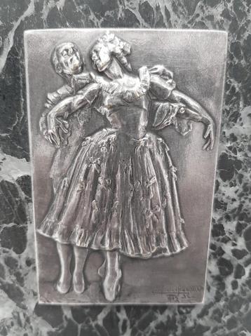 Plaque - Eugene De Bremaecker. beschikbaar voor biedingen