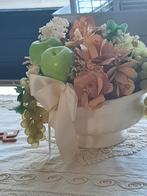 Pot met mooie kunstbloemen en fruit..wit beige pot.., Ophalen of Verzenden, Zo goed als nieuw