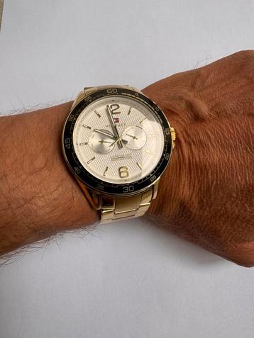 Te koop horloge tommy hilfiger beschikbaar voor biedingen