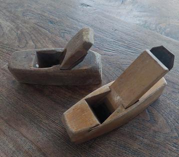 Oude Houten Schaven - Set van 2 beschikbaar voor biedingen