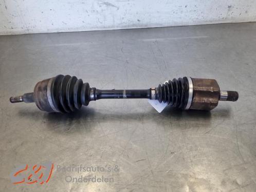 Aandrijfas links-voor van een Volkswagen Transporter, Auto-onderdelen, Remmen en Aandrijving, Volkswagen, Gebruikt, 3 maanden garantie