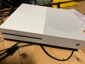 Xboxe one beschikbaar voor biedingen