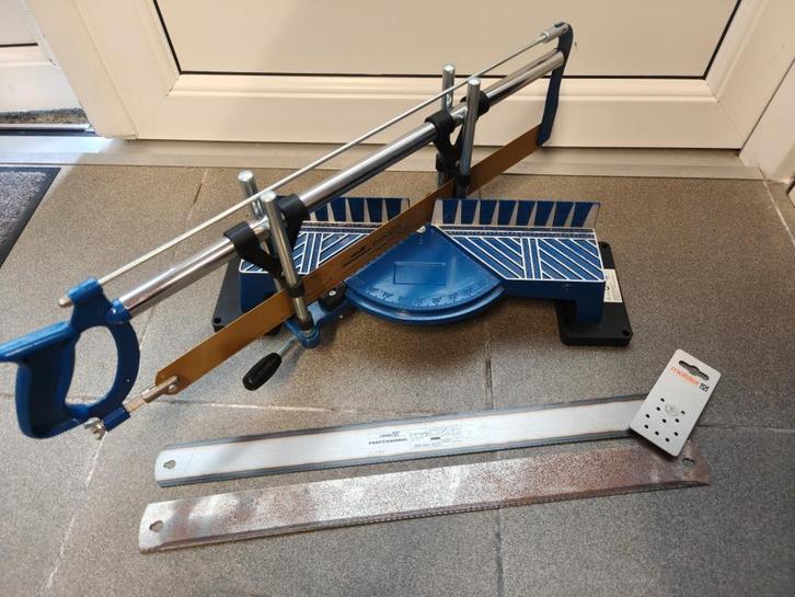 Verstekzaag met meerdere zaagbladen, Doe-het-zelf en Verbouw, Gereedschap | Handgereedschap, Gebruikt, Ophalen