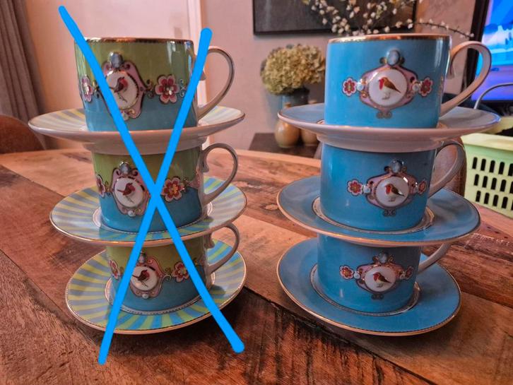 Pip Studio Love Birds Bleu Kop en Schotel (3x), Huis en Inrichting, Keuken | Servies, Gebruikt, Kop(pen) en/of Schotel(s), Overige stijlen