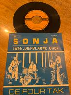 Sonja - Twee Diepblauwe Ogen - De Four Tak Single, Ophalen of Verzenden, Zo goed als nieuw, Overige formaten, Levenslied of Smartlap