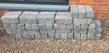 50 stapelblokken 30x12x12 beschikbaar voor biedingen
