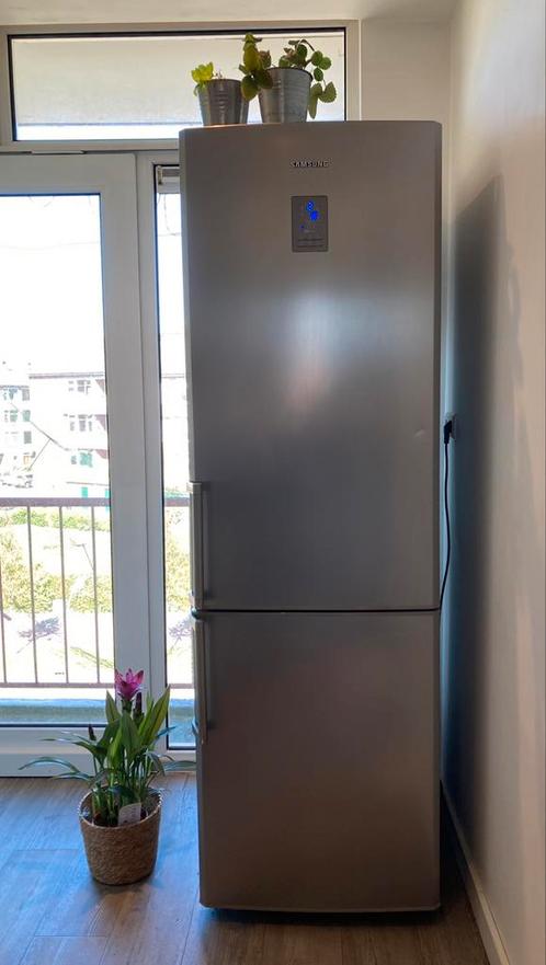 Nette Samsung koelvriescombinatie ophalen in Amersfoort, Witgoed en Apparatuur, Koelkasten en IJskasten, Gebruikt, Met aparte vriezer