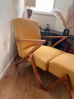 Deense fauteuil met hocker - Made, Huis en Inrichting, Fauteuils, Ophalen, Gebruikt, Minder dan 75 cm, 50 tot 75 cm